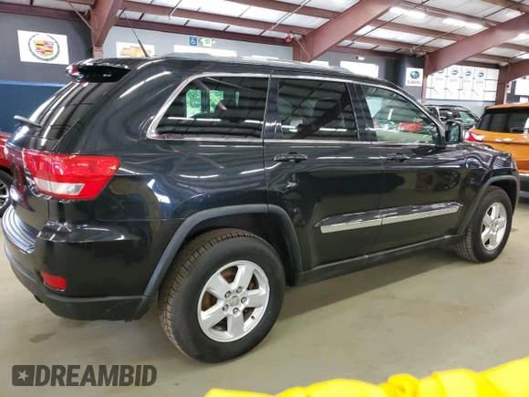2011 Jeep Grand Cherokee Laredo with VIN 1J4RR4GG9BC521723, listed as a Copart auction lot 64126795 with 198,145 mi miles and Clean title. Bid and sale history available at DreamBid. Image 3.
