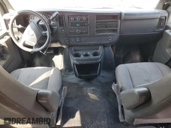 2014 Chevrolet Express Passenger LS z VIN 1GAWGPFG9E1185033, wystawiony jako Copart lot #44763045 z przebiegiem 185 883 mil mil oraz Szkoda całkowita • Salvage title. Historia ofert i sprzedaży dostępna na DreamBid. Obrazek 8.