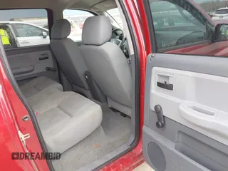 2006 Dodge Dakota ST with VIN 1D7HE28K06S636250, listed as a IAAI auction lot 41996544 with 74,995 mi miles and . Bid and sale history available at carsss.com. Image 8.