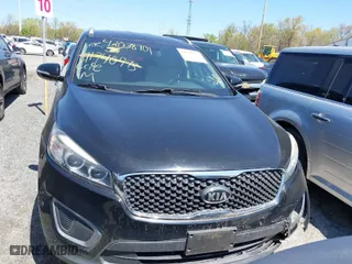 2016 Kia Sorento LX with VIN 5XYPG4A33GG003845, listed as a IAAI auction lot 42038701 with 73,234 mi miles. Bid and sale history available at carsss.com. Image 12.