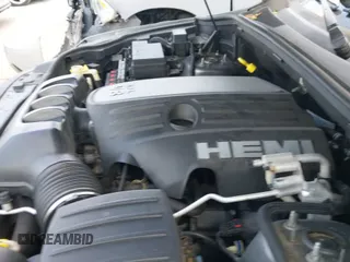 2012 Jeep Grand Cherokee Overland z VIN 1C4RJECT6CC311572, wystawiony jako IAAI lot #43343686 z przebiegiem 163 181 mil mil oraz . Historia ofert i sprzedaży dostępna na DreamBid. Obrazek 19.