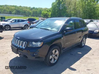 2014 Jeep Compass Latitude with VIN 1C4NJDEB9ED558420, listed as a IAAI auction lot 39277541 with 109,213 mi miles and . Bid and sale history available at carsss.com. Image 2.