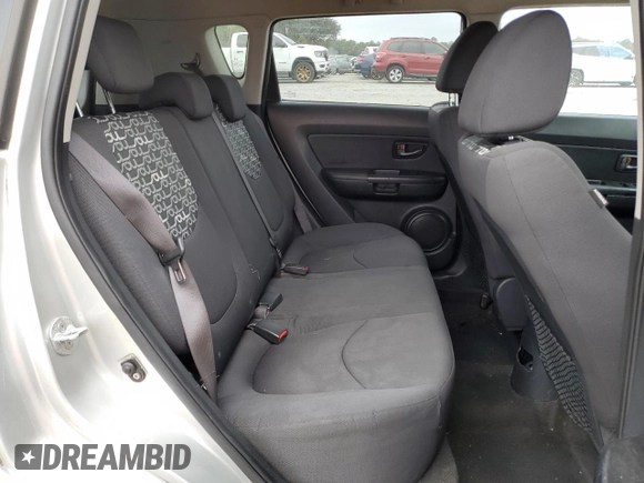 2010 Kia Soul + with VIN KNDJT2A25A7162898, listed as a Copart auction lot 86285544 with 175,864 mi miles and Clean Title. Bid and sale history available at DreamBid. Image 11.