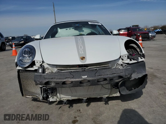 2015 Porsche 911 Carrera S with VIN WP0CB2A95FS154734, listed as a Copart auction lot 45084485 with 28,801 mi miles and Salvage Title. Bid and sale history available at DreamBid. Image 5.