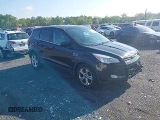 2015 Ford Escape SE z VIN 1FMCU0G77FUA86747, wystawiony jako IAAI lot #42146160 z przebiegiem 104 901 mil mil oraz . Historia ofert i sprzedaży dostępna na DreamBid. Obrazek 1.