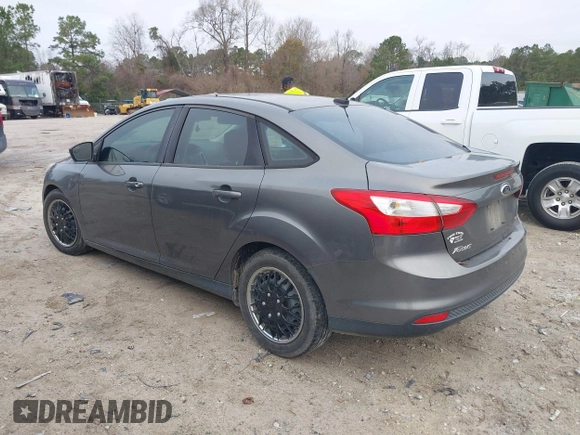 2012 Ford Focus SE with VIN 1FAHP3F24CL352340, listed as a IAAI auction lot 41118173 with 154,623 mi miles. Bid and sale history available at carsss.com. Image 3.