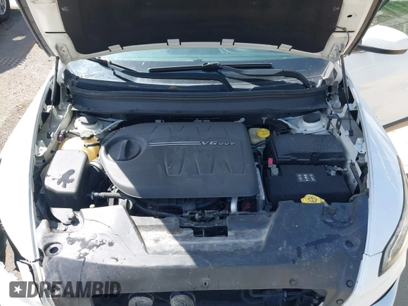 2015 Jeep Cherokee Latitude with VIN 1C4PJLCS3FW670254, listed as a IAAI auction lot 42060659 with 164,291 mi miles. Bid and sale history available at carsss.com. Image 10.