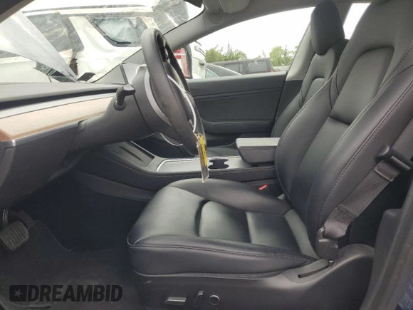 2021 Tesla Model 3 Long Range z VIN 5YJ3E1EB3MF924468, wystawiony jako Copart lot #55046745 z przebiegiem 29 446 mil mil oraz Szkoda całkowita • Salvage title. Historia ofert i sprzedaży dostępna na DreamBid. Obrazek 7.