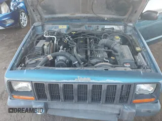 1997 Jeep Cherokee SE with VIN 1J4FT28S6VL527530, listed as a IAAI auction lot 42700148 with 273,412 mi miles and . Bid and sale history available at DreamBid. Image 10.