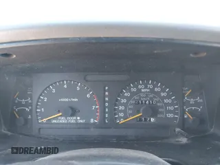 1997 Honda Passport z VIN 4S6CM58V4V4417753, wystawiony jako IAAI lot #42076610 z przebiegiem 211 410 mil mil oraz . Historia ofert i sprzedaży dostępna na DreamBid. Obrazek 7.