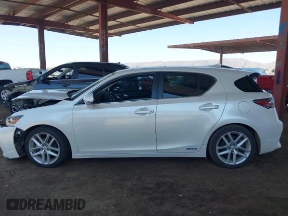 2015 Lexus CT 200h с VIN JTHKD5BH6F2230652, выставлен на аукционе IAAI как лот 42421868 с пробегом 142 242 миль миль и . История ставок и продаж доступна на DreamBid. Изображение 15.