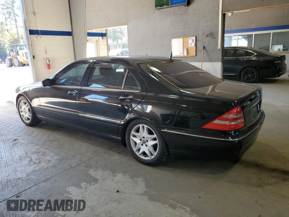 2002 Mercedes-Benz S-Class 4.3L with VIN WDBNG70J42A312708, listed as a Copart auction lot 76772414 with 194,656 mi miles and Clean Title. Bid and sale history available at carsss.com. Image 2.