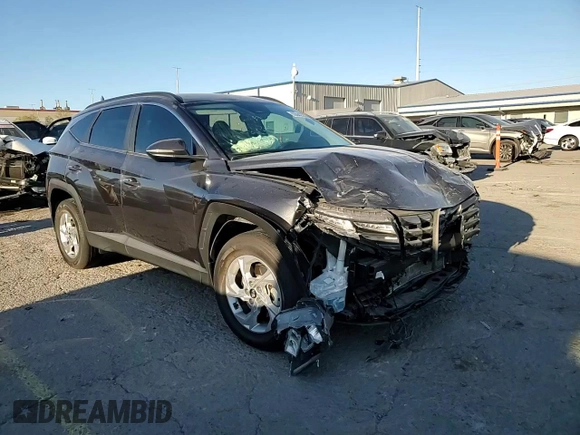 2022 Hyundai Tucson SEL z VIN 5NMJBCAE5NH073544, wystawiony jako Copart lot #55042735 z przebiegiem 41 039 mil mil oraz Szkoda całkowita • Salvage title. Historia ofert i sprzedaży dostępna na DreamBid. Obrazek 14.