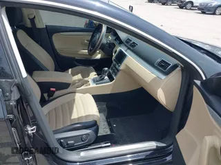 2016 Volkswagen CC Sport z VIN WVWBP7AN0GE500714, wystawiony jako IAAI lot #42479659 z przebiegiem 129 323 mil mil oraz . Historia ofert i sprzedaży dostępna na DreamBid. Obrazek 5.