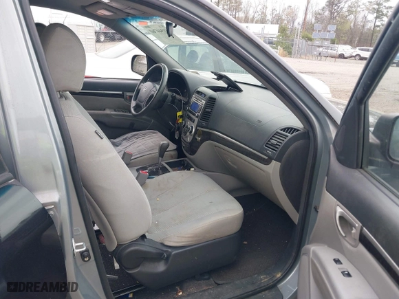 2009 Hyundai Santa Fe GLS with VIN 5NMSG13D69H279184, listed as a IAAI auction lot 41944760 with 242,065 mi miles. Bid and sale history available at carsss.com. Image 5.