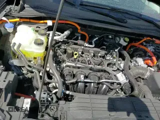 2025 Ford Escape PHEV with VIN 1FMCU0E16SUA68815, listed as a Copart auction lot 68727585 with 2,737 mi miles and Salvage title. Bid and sale history available at DreamBid. Image 14.