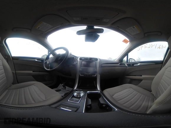 2020 Ford Fusion SE with VIN 3FA6P0LU5LR151074, listed as a IAAI auction lot 42146290 with 98,574 mi miles and . Bid and sale history available at carsss.com. Image 21.