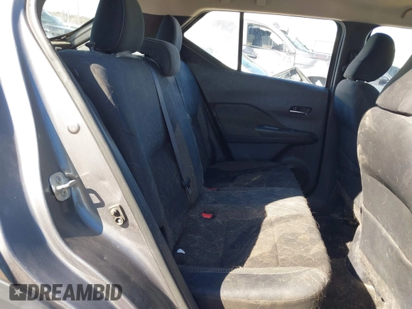 2018 Nissan Kicks S with VIN 3N1CP5CU4JL512601, listed as a IAAI auction lot 41737969 with 106,195 mi miles and . Bid and sale history available at DreamBid. Image 8.