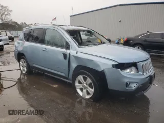 2013 Jeep Compass Latitude with VIN 1C4NJDEB8DD189709, listed as a Copart auction lot 86598874 with 170,041 mi miles and Salvage Title. Bid and sale history available at carsss.com. Image 4.
