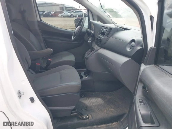 2017 Nissan NV200 Compact Cargo SV with VIN 3N6CM0KN0HK705537, listed as a IAAI auction lot 41909315 with 112,083 mi miles. Bid and sale history available at carsss.com. Image 5.