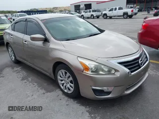 2014 Nissan Altima 2.5 with VIN 1N4AL3APXEC406145, listed as a IAAI auction lot 41916354 with 127,534 mi miles. Bid and sale history available at carsss.com. Image 1.