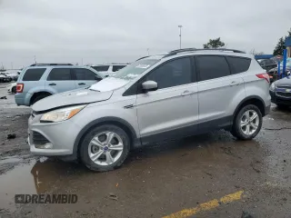 2013 Ford Escape SE with VIN 1FMCU0G99DUC31835, listed as a Copart auction lot 52690935 with 98,680 mi miles and Clean Title. Bid and sale history available at carsss.com. Image 1.