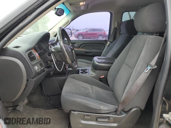 2007 Chevrolet Suburban LTZ with VIN 3GNFC16097G192272, listed as a Copart auction lot 54507205 with 177,744 mi miles and Salvage Title. Bid and sale history available at DreamBid. Image 7.