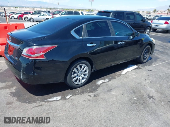 2014 Nissan Altima 2.5 S with VIN 1N4AL3AP9EC161127, listed as a IAAI auction lot 42190370 with 139,176 mi miles. Bid and sale history available at carsss.com. Image 4.
