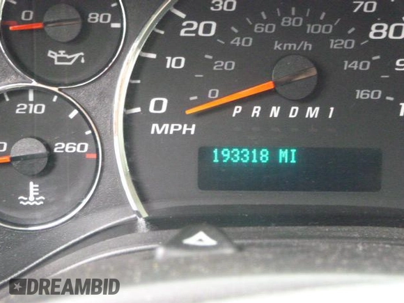 2015 Chevrolet Express Cargo z VIN 1GCWGFCF5F1160452, wystawiony jako IAAI lot #42360419 z przebiegiem 193 318 mil mil oraz . Historia ofert i sprzedaży dostępna na DreamBid. Obrazek 1.