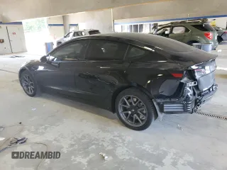 2023 Tesla Model 3 z VIN 5YJ3E1EA1PF466005, wystawiony jako Copart lot #60962125 z przebiegiem 47 239 mil mil oraz Szkoda całkowita • Salvage title. Historia ofert i sprzedaży dostępna na DreamBid. Obrazek 2.