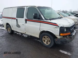 2006 Chevrolet Express Cargo Van with VIN 1GCFG15X261155976, listed as a IAAI auction lot 41562836 with 295,351 mi miles. Bid and sale history available at carsss.com. Image 1.