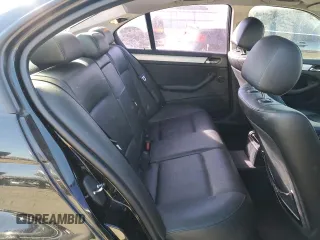 2005 BMW 3 Series 325i z VIN WBAEV33495KN98749, wystawiony jako Copart lot #78727724 z przebiegiem 173 936 mil mil oraz Szkoda całkowita • Salvage title. Historia ofert i sprzedaży dostępna na DreamBid. Obrazek 10.