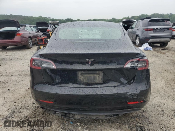 2022 Tesla Model 3 z VIN 5YJ3E1EA6NF371467, wystawiony jako Copart lot #58606025 z przebiegiem 84 706 mil mil oraz Czysty tytuł • Clean title. Historia ofert i sprzedaży dostępna na DreamBid. Obrazek 6.