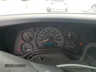 2005 Chevrolet Express Cargo z VIN 1GCFG15T251176760, wystawiony jako Copart lot #42026255 z przebiegiem 265 846 mil mil oraz Szkoda całkowita • Salvage title. Historia ofert i sprzedaży dostępna na DreamBid. Obrazek 9.