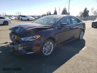 2019 Ford Fusion Energi Titanium with VIN 3FA6P0SU9KR251887, listed as a Copart auction lot 67669732 with 43,715 mi miles. Bid and sale history available at carsss.com. Image 1.