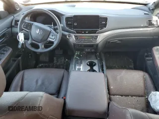 2024 Honda Ridgeline RTL z VIN 5FPYK3F53RB014823, wystawiony jako Copart lot #46947075 z przebiegiem 6348 mil mil oraz Szkody całkowita. Historia ofert i sprzedaży dostępna na DreamBid. Obrazek 8.