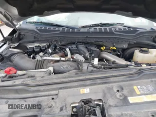 2018 Ford Super Duty F-250 SRW XL with VIN 1FT7W2BT1JEC54725, listed as a IAAI auction lot 41686825 with 50,756 mi miles. Bid and sale history available at carsss.com. Image 10.