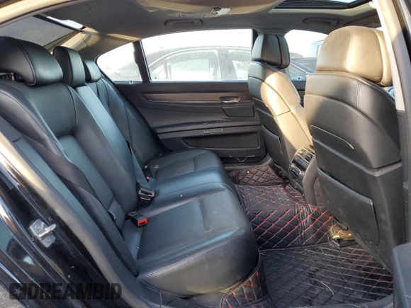 2010 BMW 7 Series 750Li xDrive z VIN WBAKC8C5XAC431285, wystawiony jako Copart lot #44699355 z przebiegiem 128 294 mil mil oraz Czysty tytuł • Clean title. Historia ofert i sprzedaży dostępna na DreamBid. Obrazek 10.