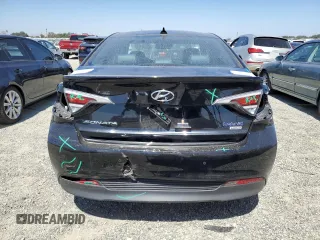 2017 Hyundai Sonata Hybrid Limited with VIN KMHE34L14HA046991, listed as a Copart auction lot 65815373 with 95,854 mi miles. Bid and sale history available at carsss.com. Image 6.