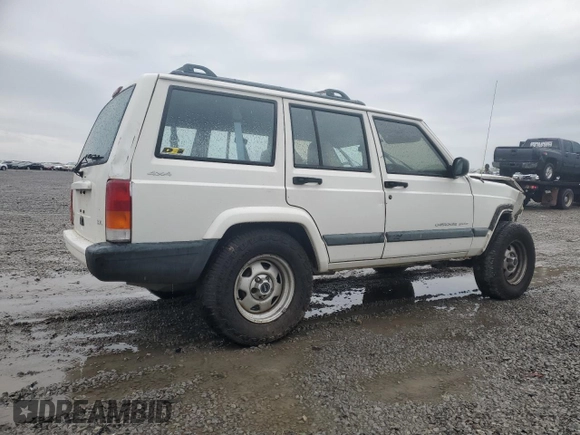 2000 Jeep Cherokee with VIN 1J4FF48S1YL174377, listed as a Copart auction lot 50032345 with 204,234 mi miles and Salvage title. Bid and sale history available at DreamBid. Image 3.