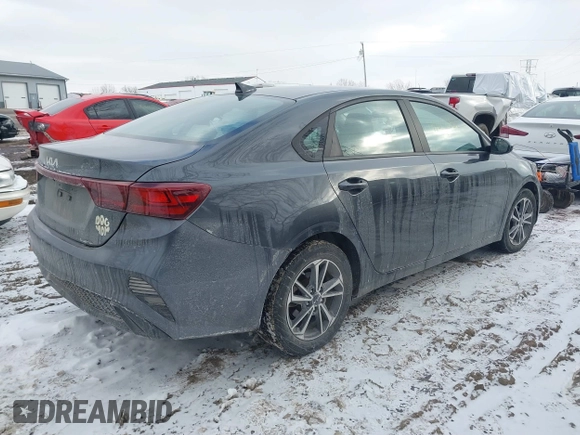 2022 Kia Forte LXS with VIN 3KPF24ADXNE435362, listed as a IAAI auction lot 41624362 with 54,930 mi miles and . Bid and sale history available at DreamBid. Image 4.
