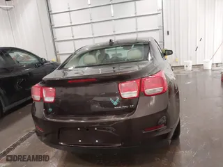 2015 Chevrolet Malibu LT with VIN 1G11C5SL8FF271371, listed as a IAAI auction lot 41892546 with 288,374 mi miles. Bid and sale history available at carsss.com. Image 17.