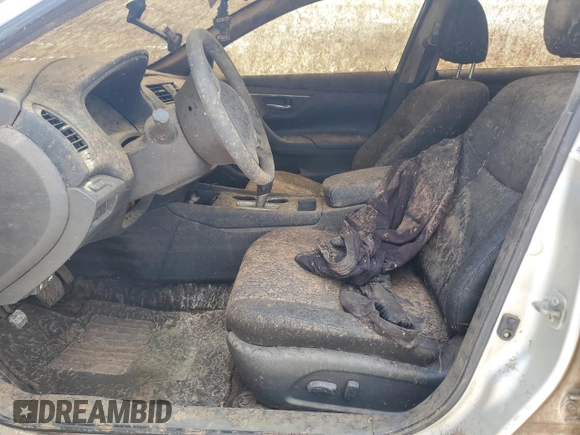 2017 Nissan Altima SV z VIN 1N4AL3AP7HC229462, wystawiony jako Copart lot #63472285 z przebiegiem Nie podano mil oraz Szkoda całkowita • Salvage title. Historia ofert i sprzedaży dostępna na DreamBid. Obrazek 7.