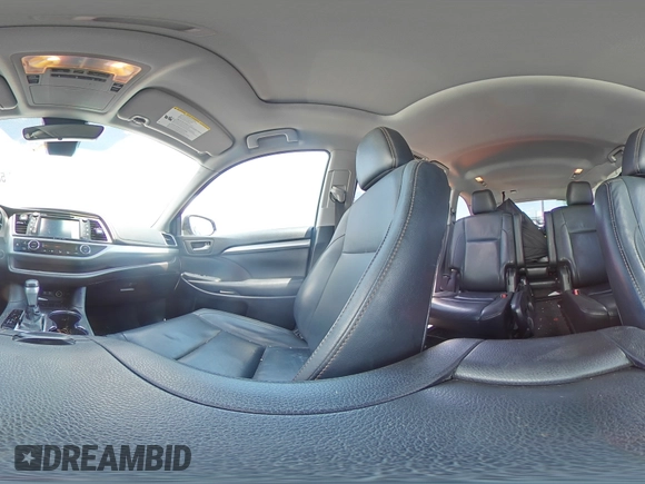 2018 Toyota Highlander SE with VIN 5TDKZRFH2JS550203, listed as a Copart auction lot 58133525 with 117,891 mi miles and Salvage title. Bid and sale history available at DreamBid. Image 15.