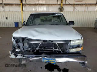 2000 Chevrolet Suburban LS with VIN 3GNEC16T9YG109043, listed as a Copart auction lot 77372784 with 228,042 mi miles and Salvage title. Bid and sale history available at DreamBid. Image 5.