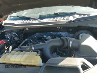 2020 Ford F-150 XLT z VIN 1FTEW1CP7LFA08701, wystawiony jako IAAI lot #43251685 z przebiegiem 94 333 mil mil oraz . Historia ofert i sprzedaży dostępna na DreamBid. Obrazek 19.