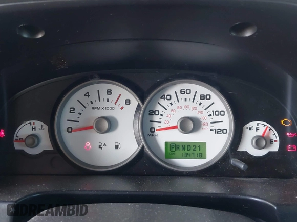 2006 Ford Escape XLT with VIN 1FMYU93126KB18365, listed as a IAAI auction lot 41889706 with 134,718 mi miles. Bid and sale history available at carsss.com. Image 7.