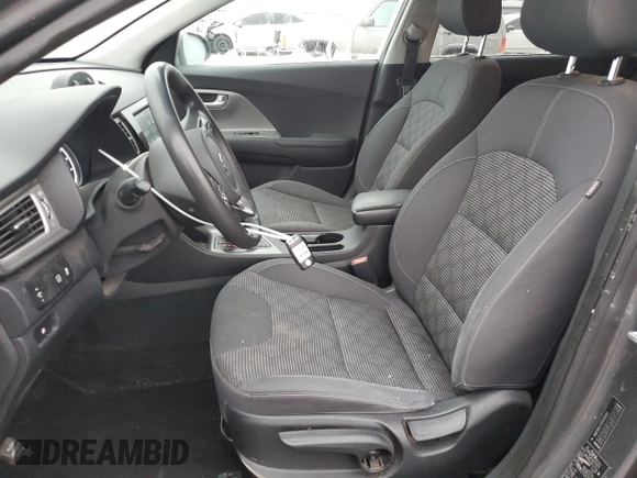 2018 Kia Niro LX with VIN KNDCB3LC7J5202935, listed as a Copart auction lot 88258215 with 200,027 mi miles and Salvage Title. Bid and sale history available at carsss.com. Image 7.