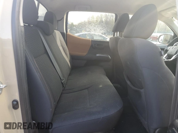 2016 Toyota Tacoma SR with VIN 3TMCZ5AN2GM021949, listed as a Copart auction lot 53678795 with 457,947 mi miles and Salvage Title. Bid and sale history available at carsss.com. Image 10.