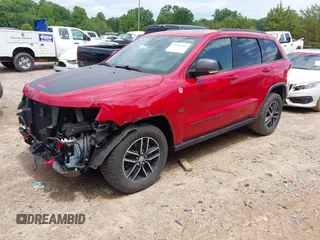 2018 Jeep Grand Cherokee Trailhawk с VIN 1C4RJFLT2JC105507, выставлен на аукционе IAAI как лот 42388383 с пробегом 67 725 миль миль и . История ставок и продаж доступна на DreamBid. Изображение 2.